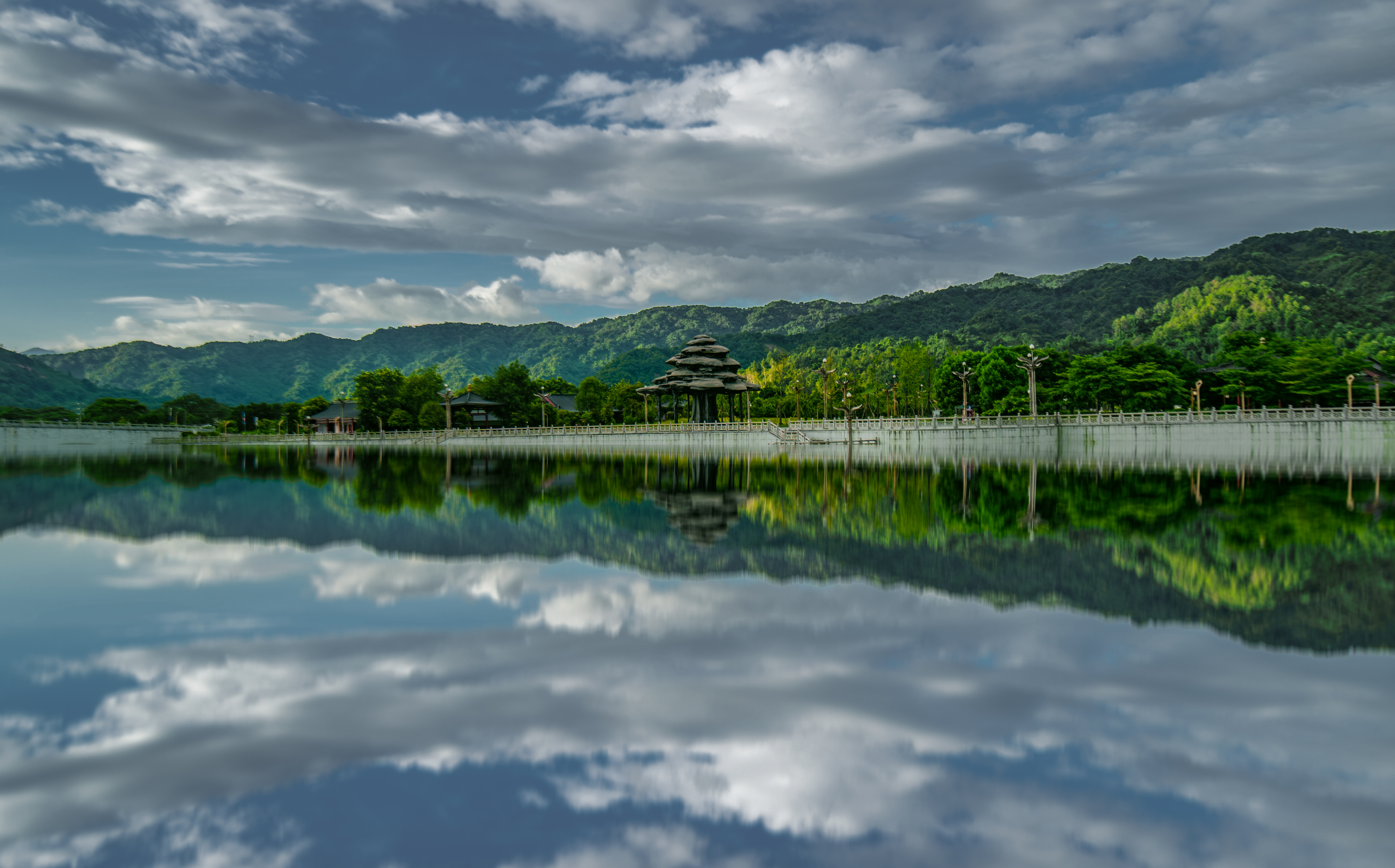 熊本大哥大 作品