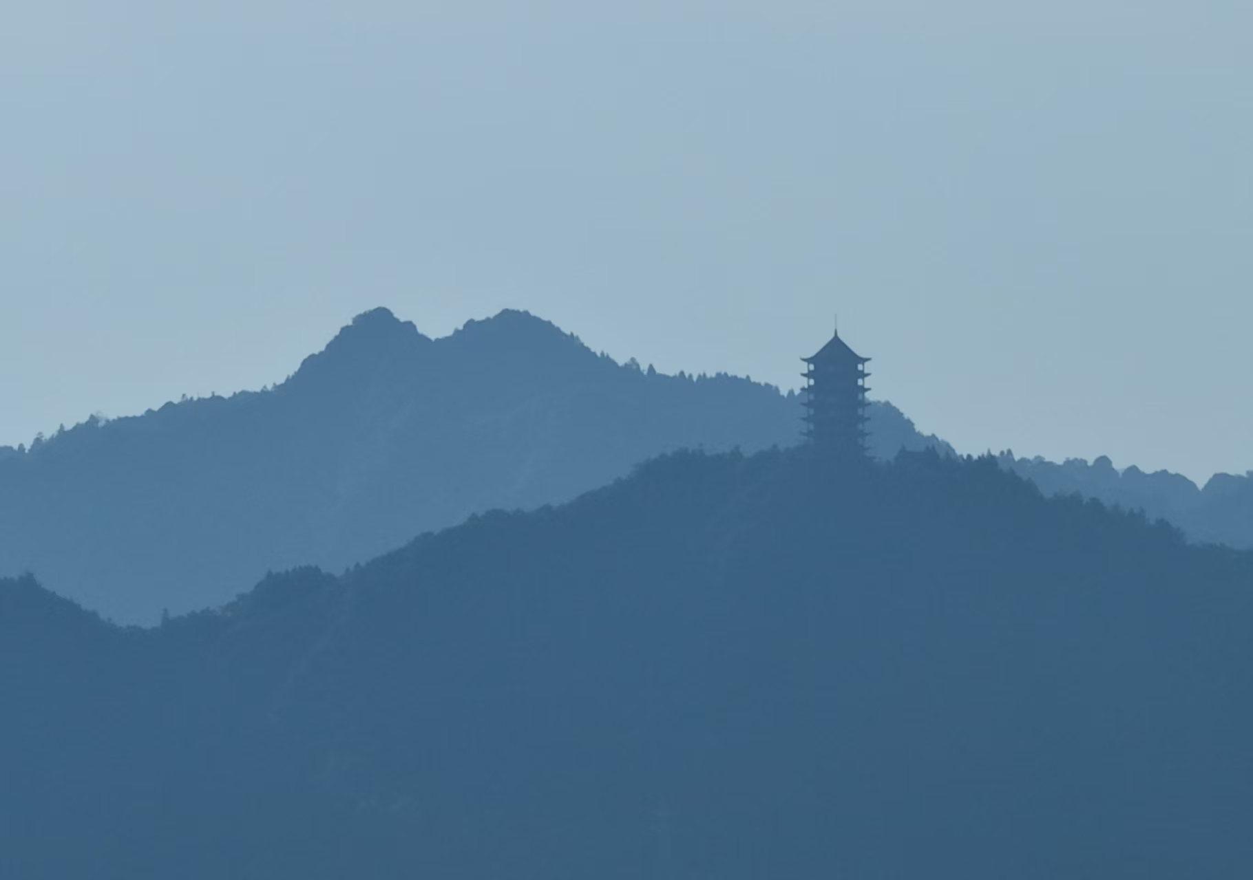 吴家龙 作品